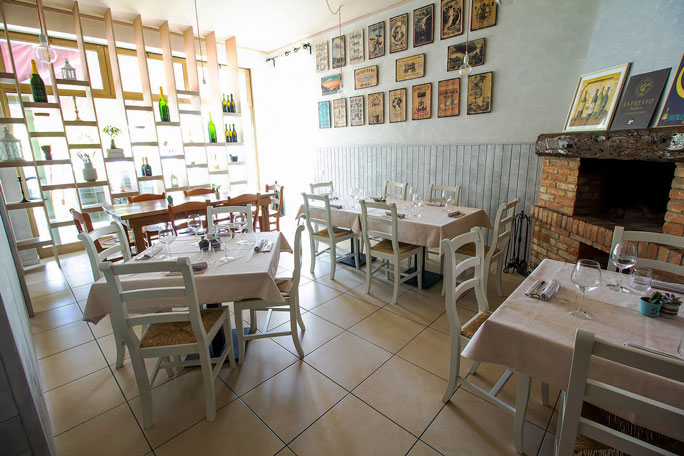 CASALE SUL SILE RETRO' OSTERIA VENETA interno