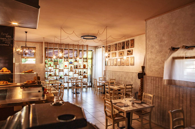 CASALE SUL SILE RETRO' OSTERIA VENETA tavoli