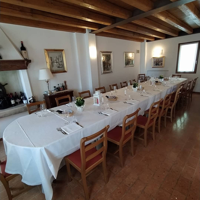 CORNUDA RISTORANTE BRAGOSSO sala da pranzo