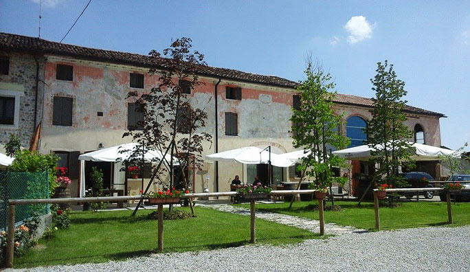 SAN VENDEMIANO SACCON AL CAPRETTO AGRITURISMO esterno