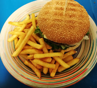 SAN VENDEMIANO ZOPPE' OSTARIA IN CURVA panini e patate fritte