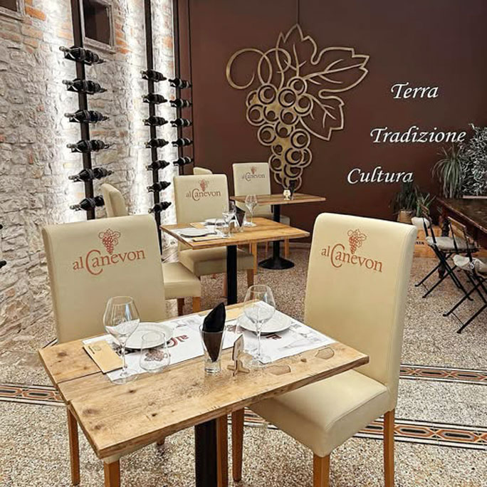 Valdobbiadene Wine & Shop Al Canevon negozio